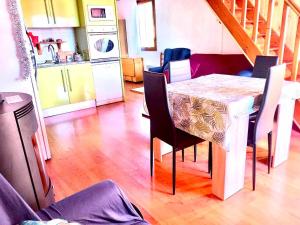 Majoituspaikan Superbe T3 esprit chalet avec vue panoramique keittiö tai keittotila