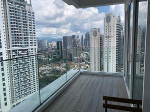 Nespecifikovaný výhled na destinaci Kuala Lumpur nebo výhled na město při pohledu z apartmánu