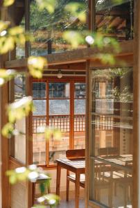 Restaurace v ubytování 黄山绪礼民宿