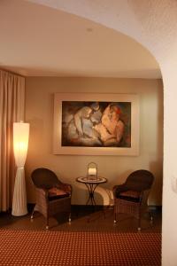 Hotel Am Reschensee的休息区