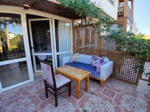 Balkón nebo terasa v ubytování SS-3428 Aurora Resort wooden cottage