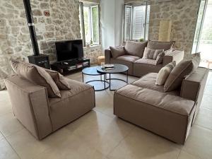 Χώρος καθιστικού στο Villa Pástoras Téssera