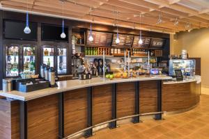 Nápoje v ubytování Courtyard by Marriott Columbus Grove City