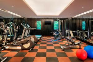 Fitness centrum a/nebo fitness zařízení v ubytování Le Meridien Mahabaleshwar Resort & Spa
