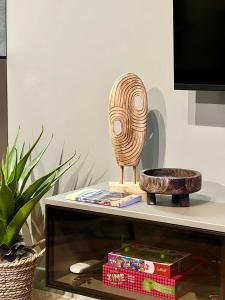 Μια τηλεόραση ή/και κέντρο ψυχαγωγίας στο Apartamenty Pod Dębowcem Premium Jungle