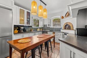 Imagen de la galería de Maison de vacances , à 250m des plages, en Théoule-sur-Mer