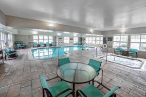 Bassein majutusasutuses Residence Inn by Marriott Hazleton või selle lähedal