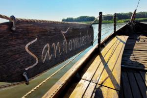 Widok na rzekę nieopodal tego apartamentu