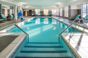 Bazén v ubytování Residence Inn by Marriott Fishkill nebo v jeho okolí