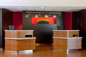 El lobby o recepción de Courtyard by Marriott Columbus