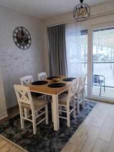Зображення з фотогалереї помешкання Apartman Maksimović Divčibare у місті Дівчибаре