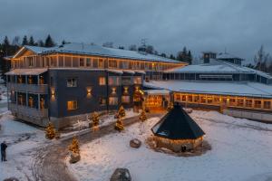 Gallery image of Matarengi Lodge in Övertorneå +21 photos