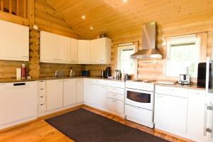 Η κουζίνα ή μικρή κουζίνα στο Beautiful Cabin At The Sea
