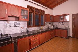 Η κουζίνα ή μικρή κουζίνα στο Dreamscape Villa +38 φωτογραφίες