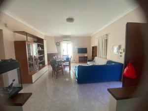 Ruang duduk di CasadellemeravigliediGiulia