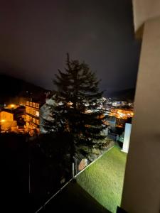 Gambar di galeri bagi "Apartament z widokiem Cicha 13B" - Centrum, garaż podziemny di Krynica Zdrój