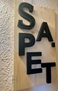 Certifikát, hodnocení, plakát nebo jiný dokument vystavený v ubytování Le SAPET