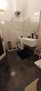 Koupelna v ubytování Casa Ramellini Guest House - Taranto Centro + 26 fotografií