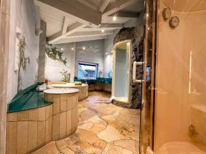 Bilik mandi di Albrecht Apartments +77 gambar