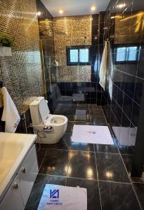 Koupelna v ubytování VIP Kumbis Luxury 2 Bedroom Apartment