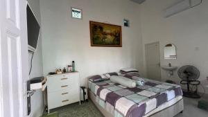 Una cama o camas en una habitación de Petra Garden 11 fotos más