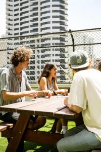 入住Summer House Sydney City - formerly Sydney Backpackers的客人