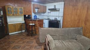 Dapur atau dapur kecil di Cabañas Lomas del Rosario