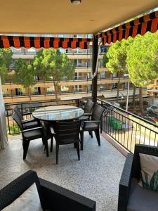A balcony or terrace at Apartamento Maya Relax Salou