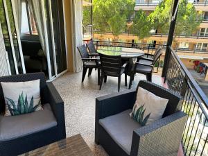 A seating area at Apartamento Maya Relax Salou