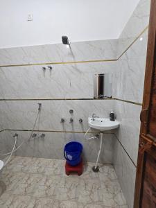 Koupelna v ubytování Hotel Siddhi Palace, Ayodhya Near Ram Mandir