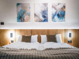 Posteľ alebo postele v izbe v ubytovaní Bergblick Apartment in Zentrumsnähe mit Garage