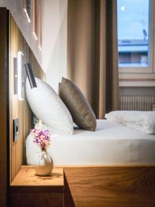 Posteľ alebo postele v izbe v ubytovaní Bergblick Apartment in Zentrumsnähe mit Garage