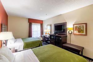 Ένα ή περισσότερα κρεβάτια σε δωμάτιο στο Quality Inn Texas City I-45 +22 φωτογραφίες