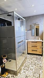 Koupelna v ubytování Cosy Corner Thionville Appart