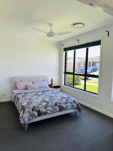 Una cama o camas en una habitación de Modern Luxury Nest
