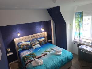 Ein Bett oder Betten in einem Zimmer der Unterkunft Waregem Hotel A