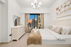 Galerija fotografija objekta FIRST CLASS 2BR Mesmerizing Views u Dubaiju