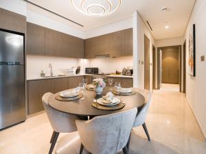 Dapur atau dapur kecil di EasyGo-Core Luxury 2BDR in Grande Signature Res panoramic view