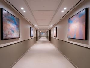 Gambar di galeri bagi EasyGo-Core Luxury 2BDR in Grande Signature Res panoramic view di Dubai