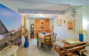 Fotografie z fotogalerie ubytování Lovely Home In Saint-Rémy-De-Provence v destinaci Saint-Rémy-de-Provence