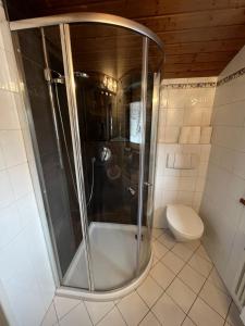 Ein Badezimmer in der Unterkunft Erika´s Häuschen