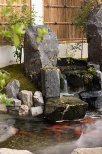 婺源井陌良溪民宿室外花園