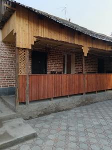 Hoone, kus hostel asub