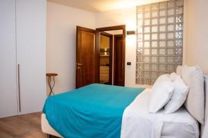 Postel nebo postele na pokoji v ubytování LHE Black Rose