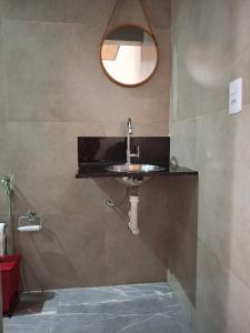 Ένα μπάνιο στο Chalé do galo