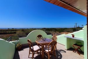 Balkón nebo terasa v ubytování Casa Pôr do Sol 200m da praia