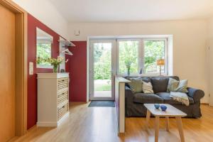 Afbeelding uit fotogalerij van Fehmarn-Ostseeferien Apfelblüte 199 1 in Fehmarn