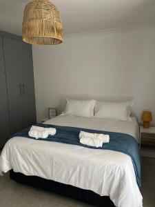 Φωτογραφία από το άλμπουμ του Pinelands Self Catering Apartment στο Κέιπ Τάουν