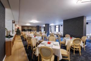Un restaurant sau alt loc unde se poate mânca la Vihren Royal Palace