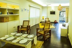 Sjónvarps- og/eða afþreyingartæki á Anara Service Apartments - Greater Kailash Part II